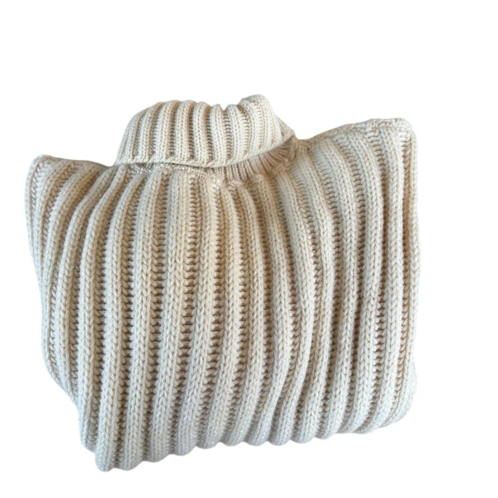 Jantzen 100% virgin wool cream vintage pullover